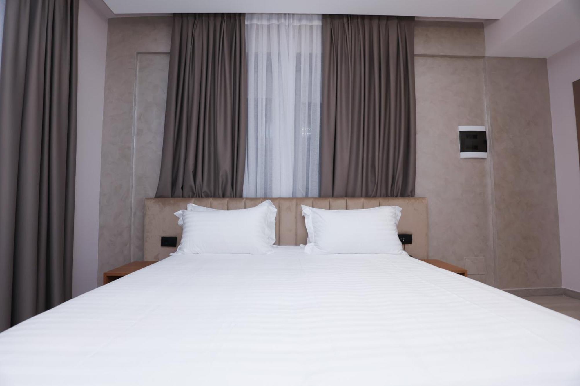 טיראנה Residence Inn Hotel מראה חיצוני תמונה