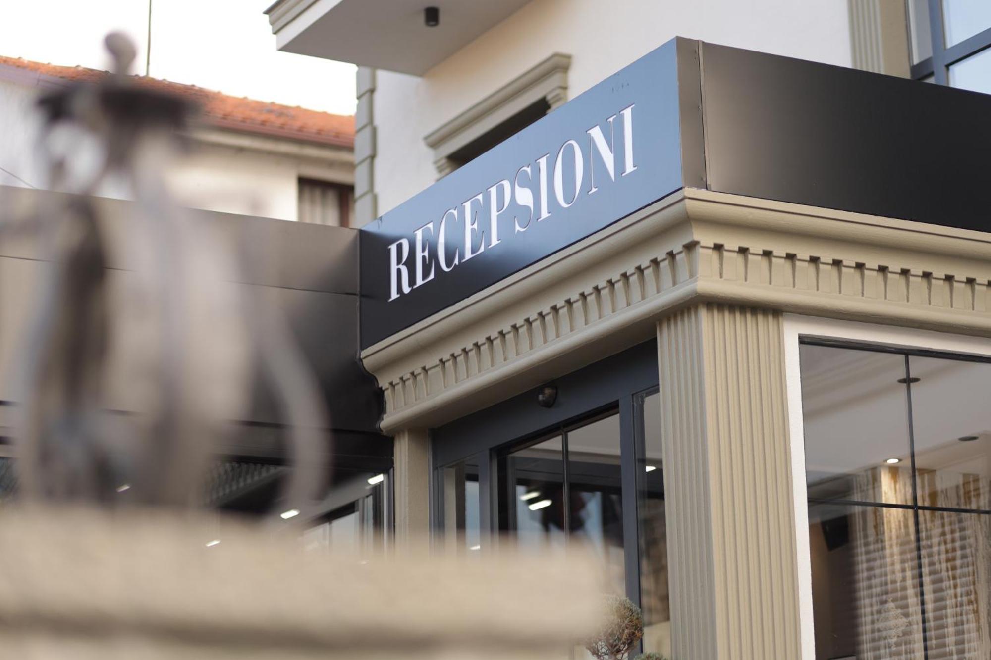 טיראנה Residence Inn Hotel מראה חיצוני תמונה